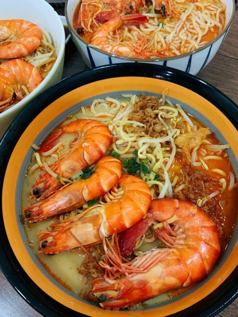 Indonesian Curry Prawn Noodle