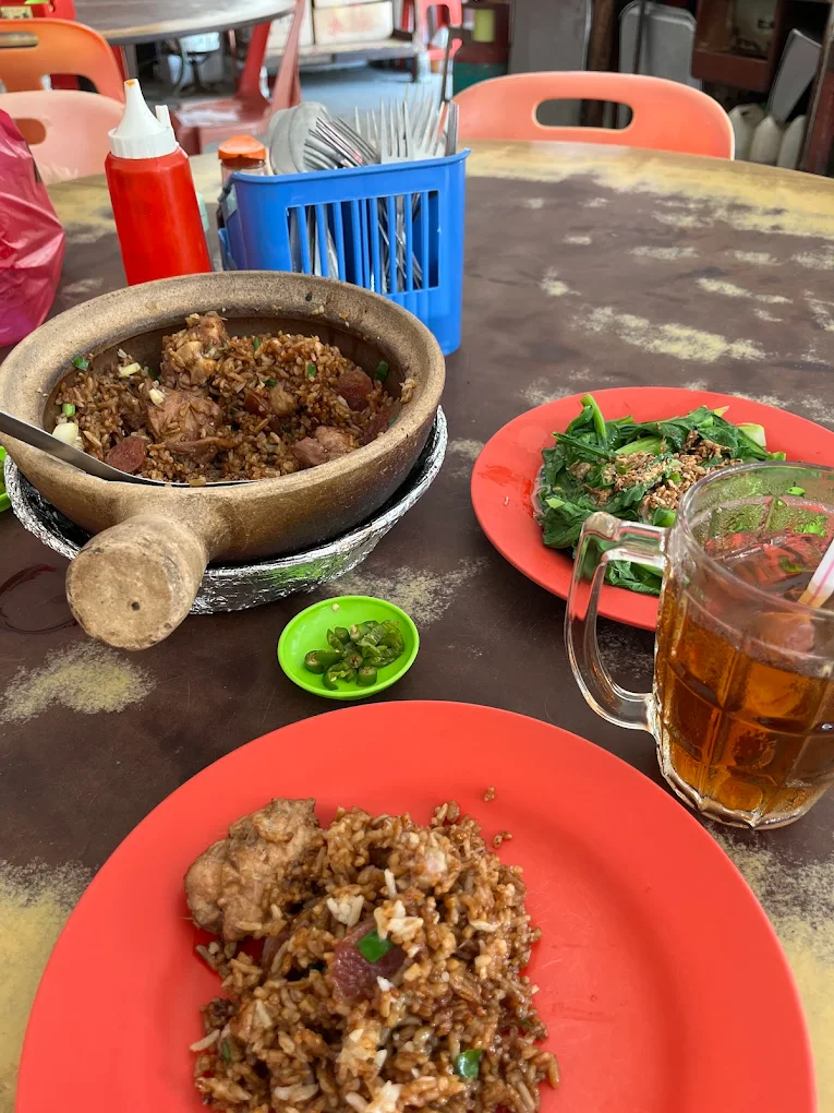 Lim Kee Clay Pot Chicken Rice