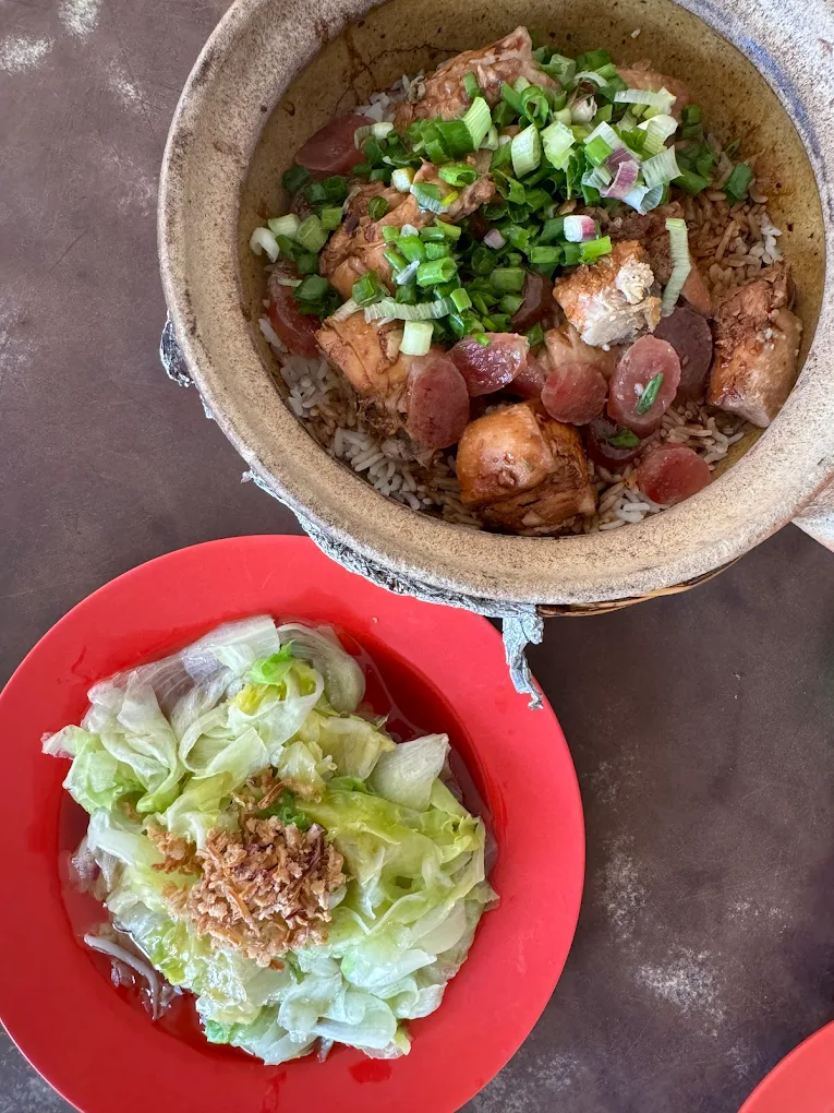 Lim Kee Clay Pot Chicken Rice